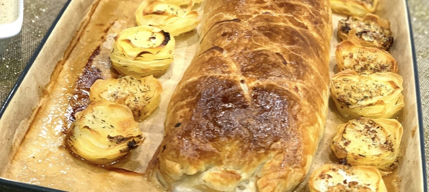 Wellington de pavo con salsa de champiñones